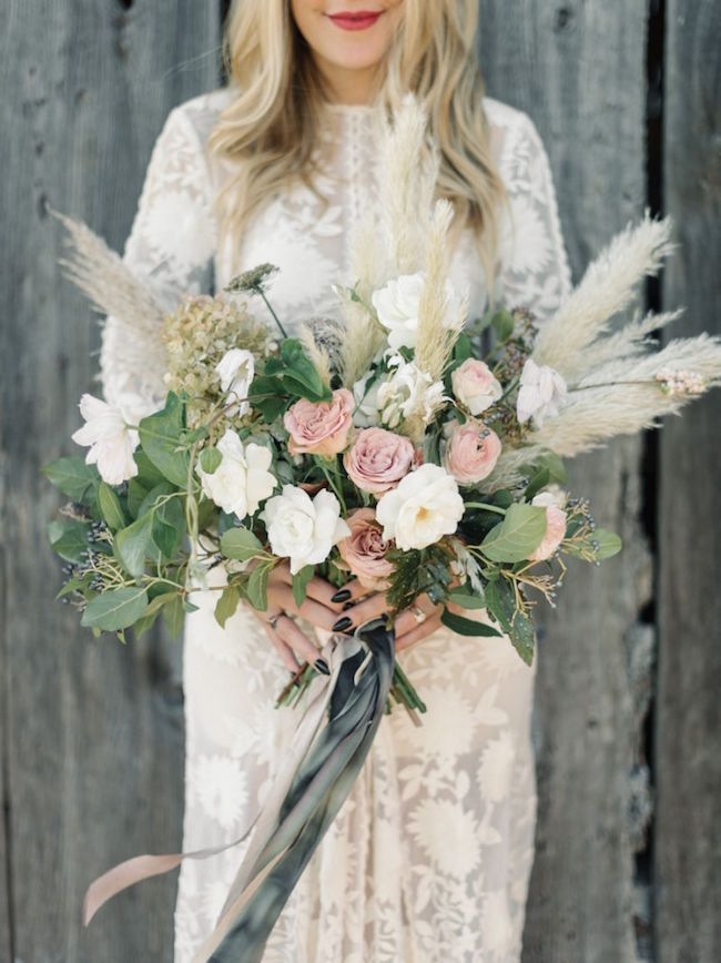 20 Elegant Rustic Wedding Bouquets Southbound Bride 5563