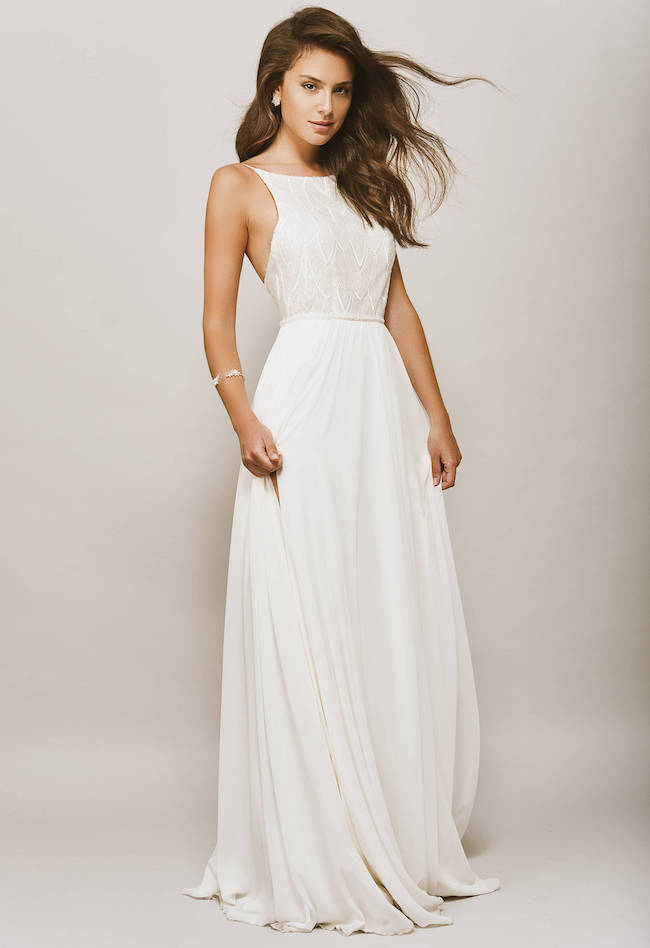 20 Elegant Minimalist Wedding Dresses