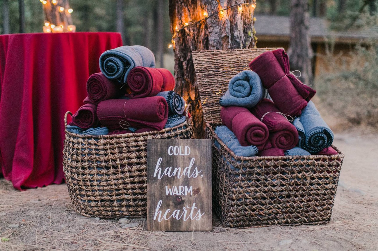 Winter Wedding Favour Ideas