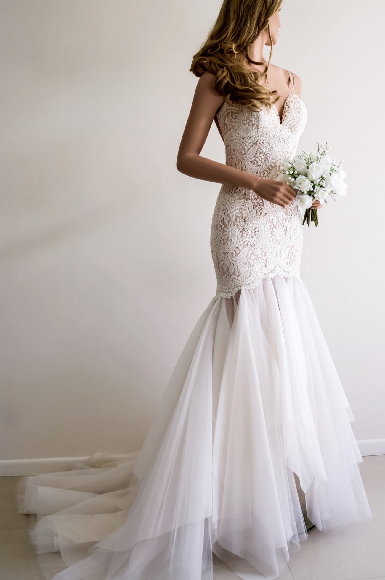 hourglass wedding dress
