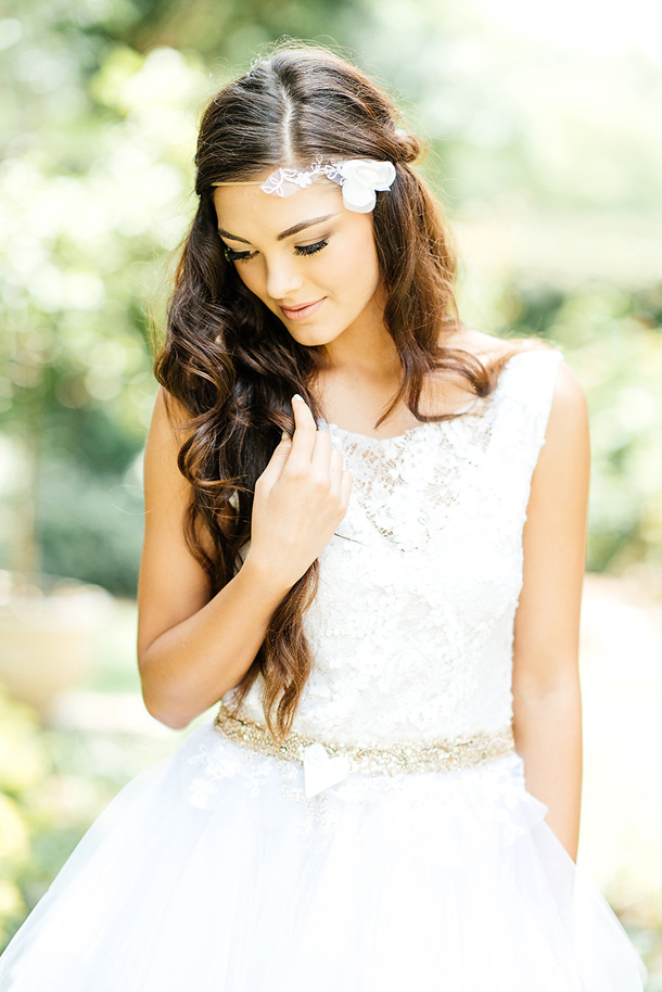 Bride in Short Lace Wedding Dress | Credit: Leandri Kers | Featuring Miss Universe 2017 Demi-Leigh Nel-Peters