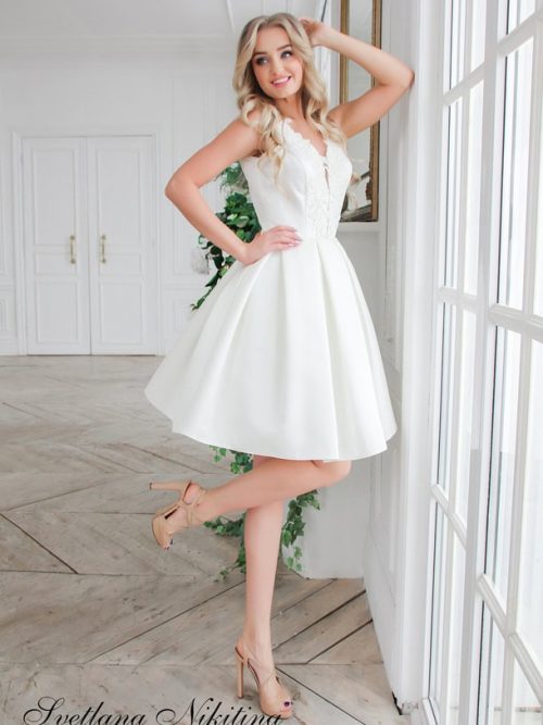 30 Super Chic Short Wedding Dresses | SouthBound Bride