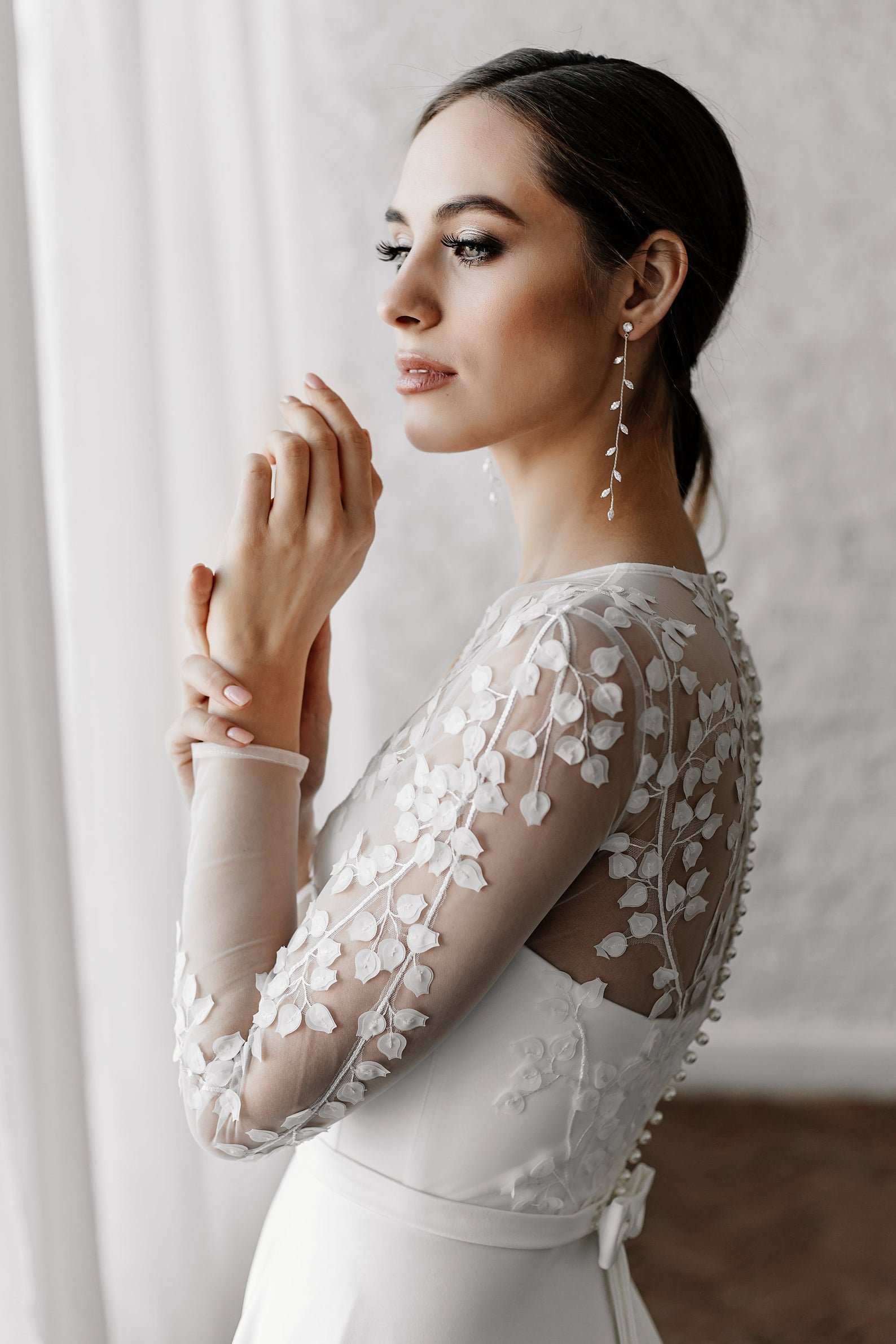 20 Long Sleeve Wedding Dresses from Etsy | SouthBound Bride