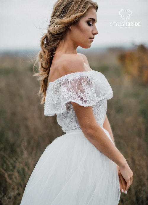 20 Off-the-shoulder Wedding Dresses from Etsy | SouthBound Bride