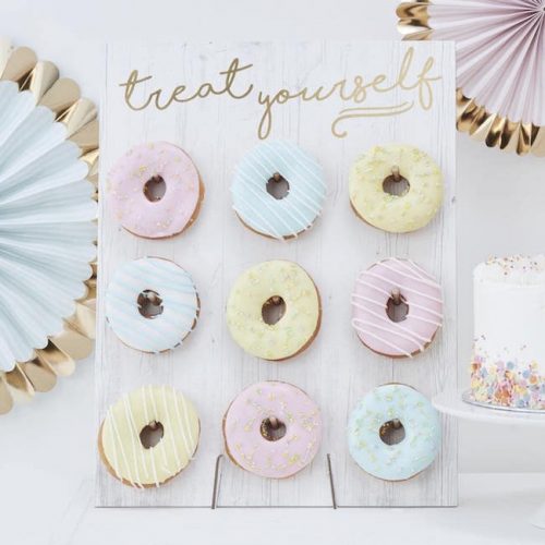 How To Style A Pastel Dessert Display | SouthBound Bride