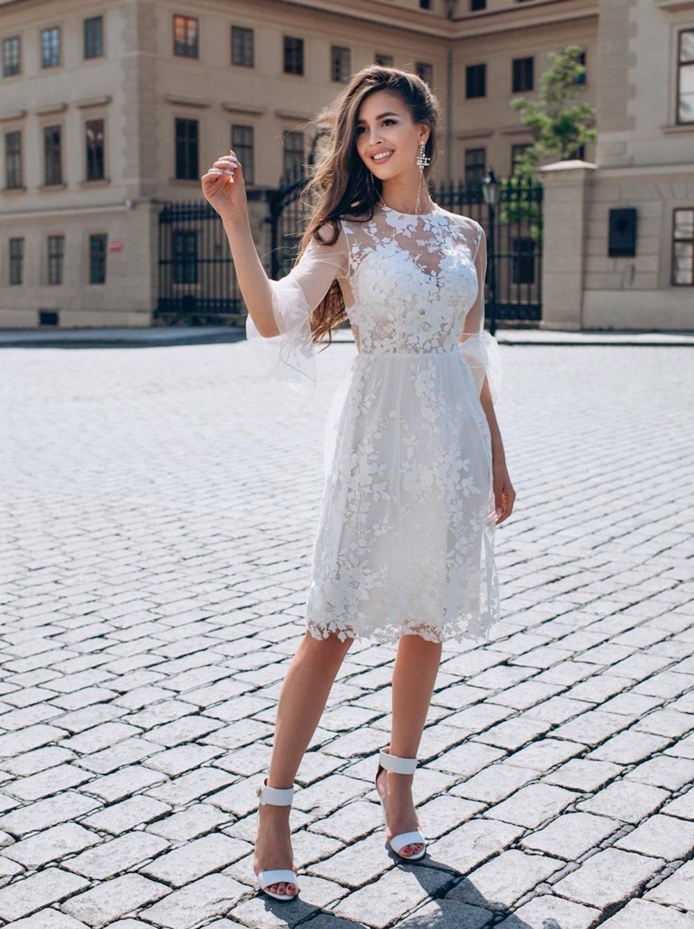 Stylish Short Wedding Dress with Lace Detail