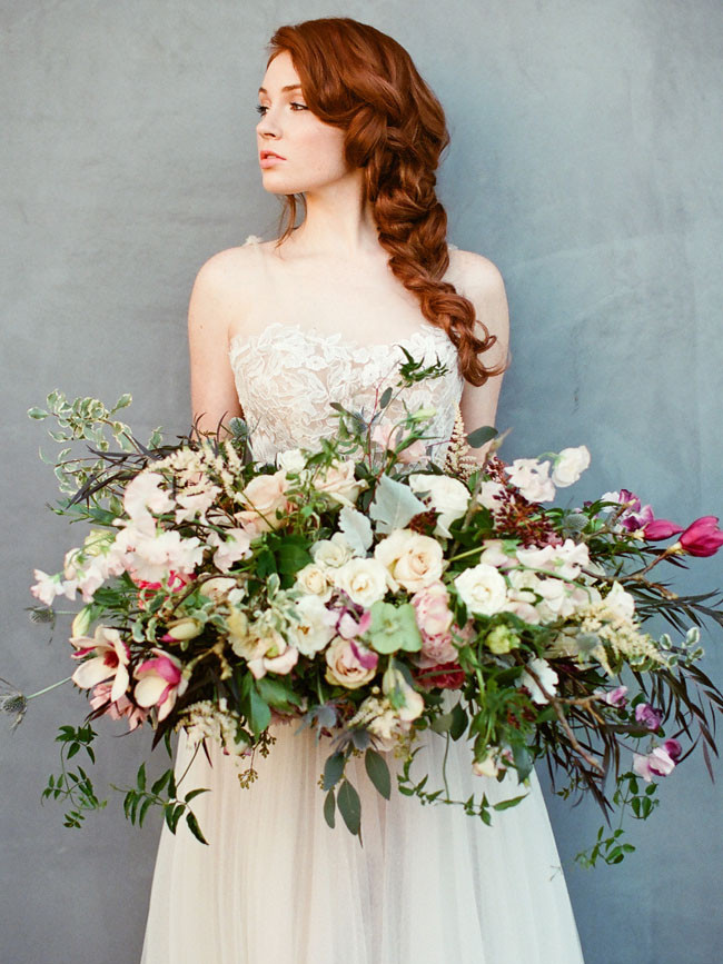 20 Oversize Statement Wedding Bouquets | SouthBound Bride
