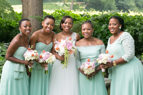 Bridesmaids in Mint Green Dresses