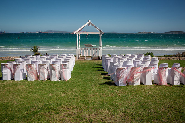 blue bay lodge wedding ceremony area