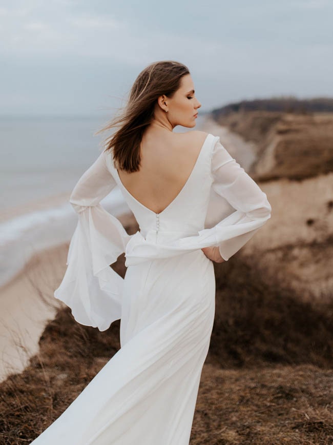 30 Dreamy Beach Wedding Dresses ...
