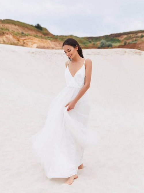 30 Dreamy Beach Wedding Dresses Southbound Bride 5723