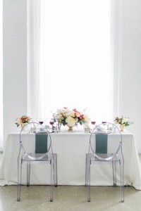 Modern romantic tablescape | SouthBound Bride | Credit: Alexis June Weddings
