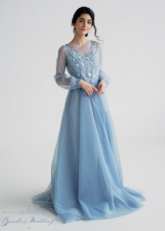 Featured image of post Blue Wedding Dress With Sleeves