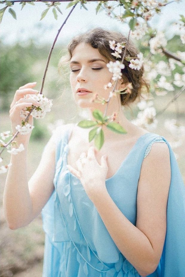 bride wear something blue