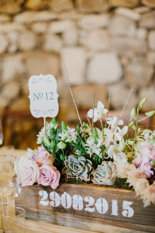 Stencilled Wooden Box Centerpiece | Credit: Carolien & Ben