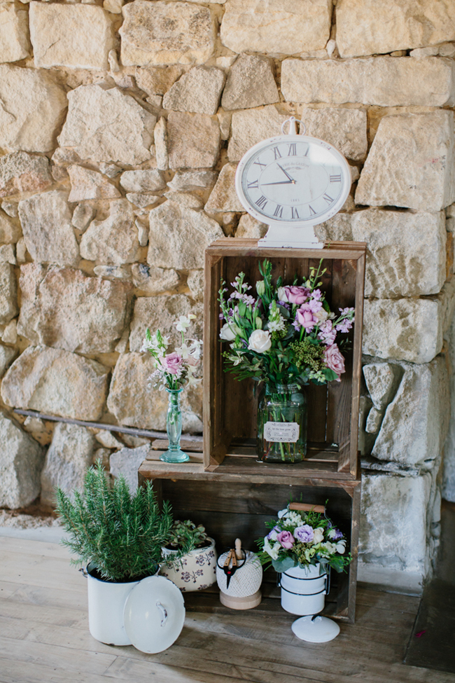 Charming Forest Wedding Decor | Credit: Carolien & Ben