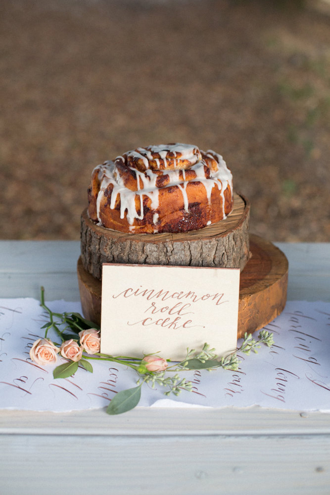 Gâteau de mariage à la cannelle