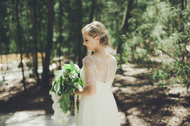 Lace Sleeve Robyn Roberts Wedding Dress | Image: Fiona Clair