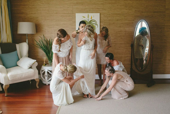 Bride & Bridesmaids Getting Ready