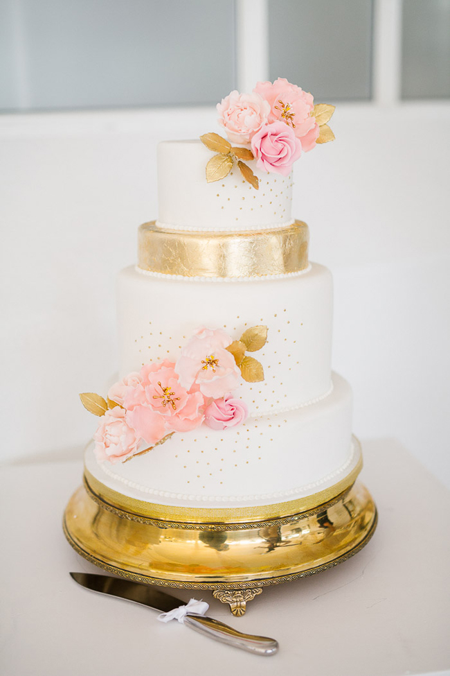 Elegant Pink & Gold Wedding Cake