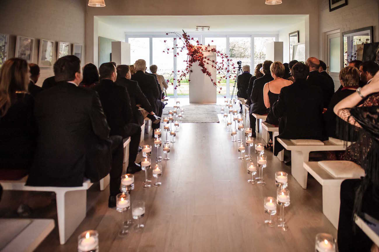 Modern Ceremony Decor | Credit: Vizion Photography