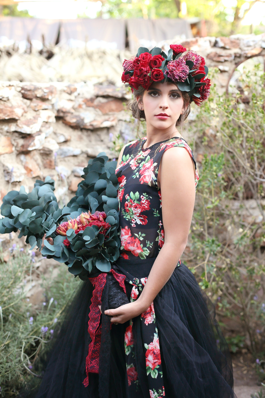 Día De Los Muertos Bridal Inspiration | Credit: Hello Love Photography