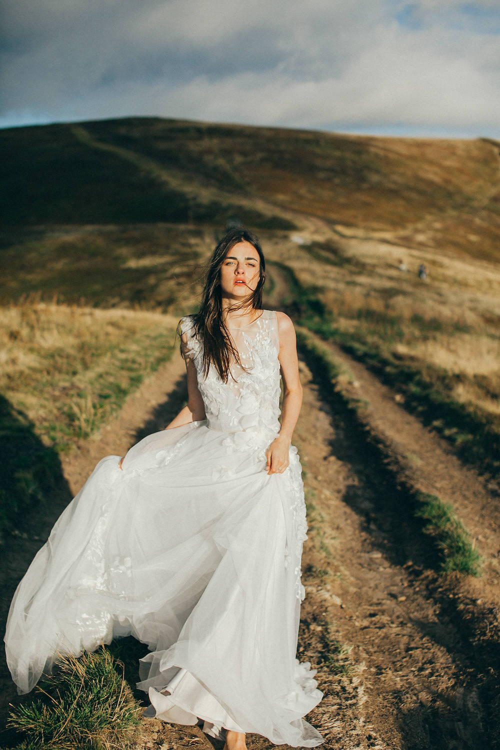 20 Romantic Ethereal Wedding Dresses