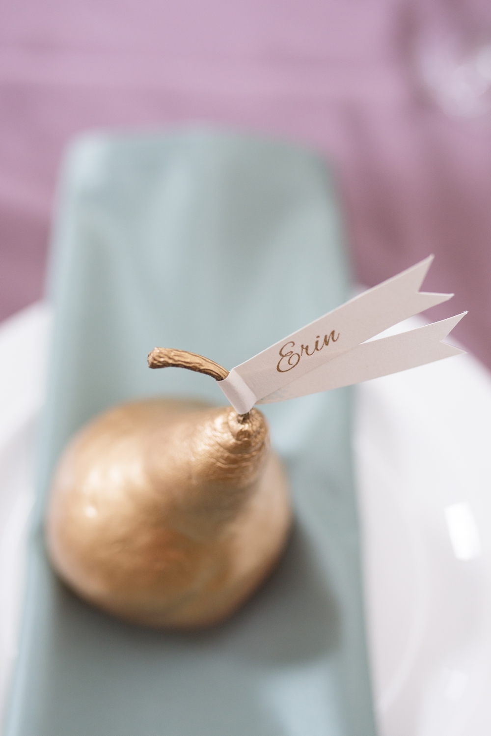 Gold Pear Place Setting | Credit: Cheryl McEwan