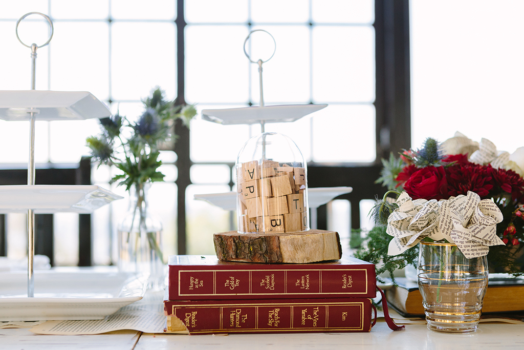 Scrabble Centerpiece | Credit: Andries Combrink & Runaway Romance