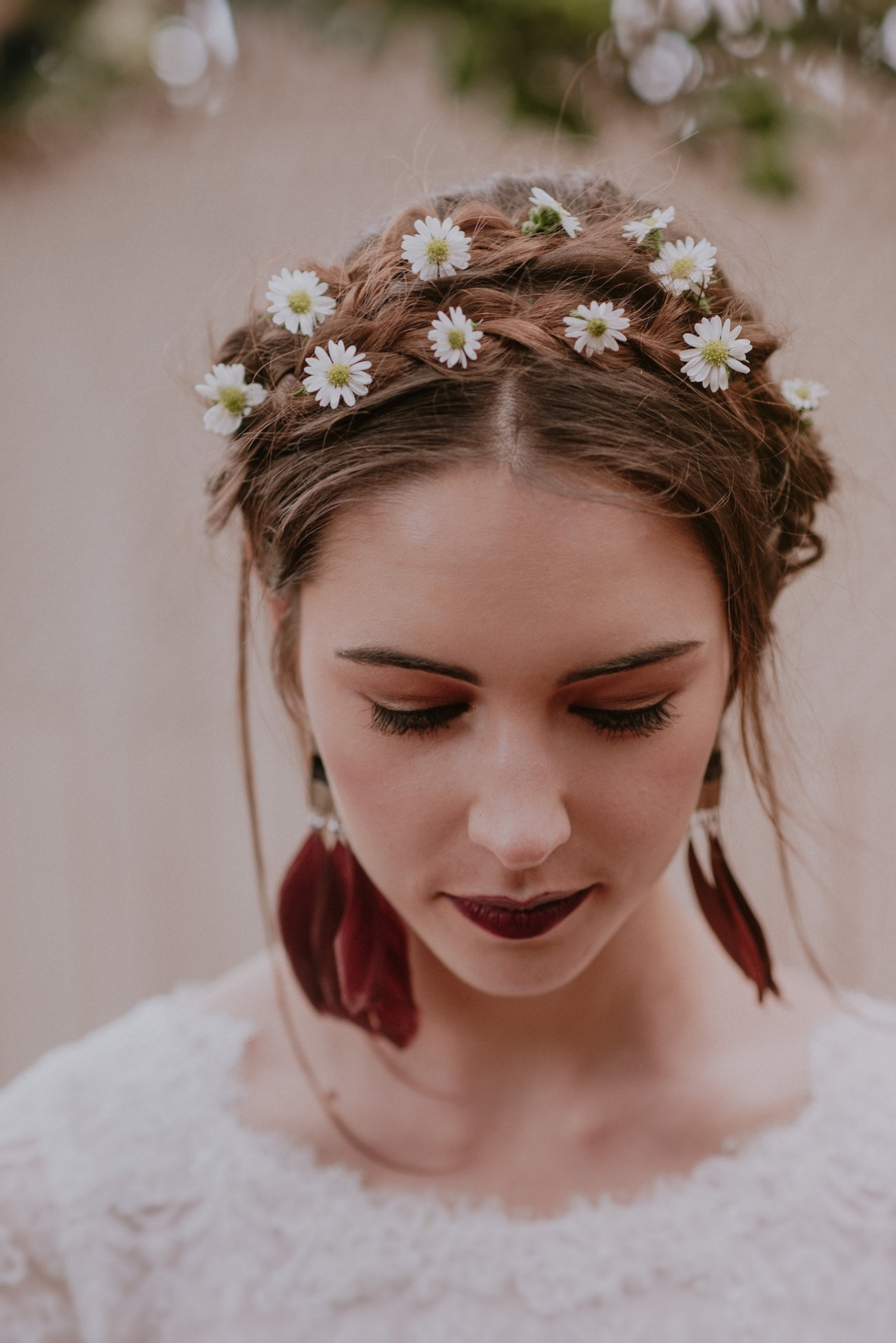 Classic, simple and elegant bridal hairstyle with white and pink rose  flowers Stock Photo by olegbreslavtsev