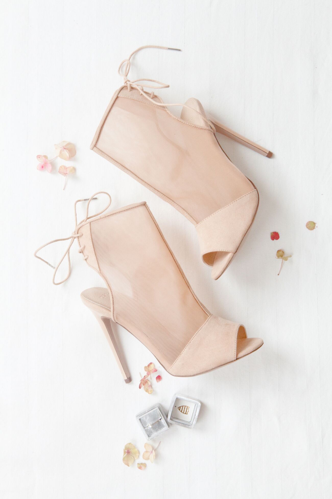 Bridal Shoes | Image: Corette Faux