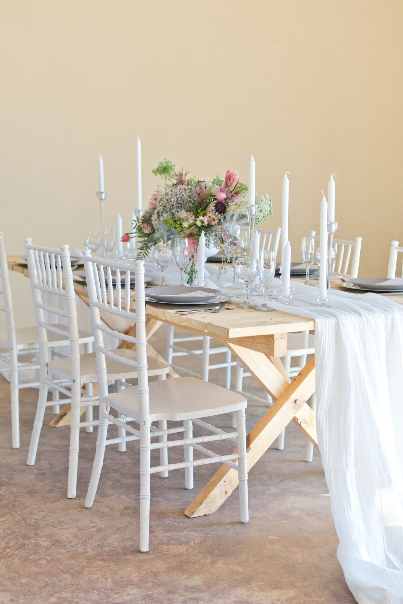 Rustic Romantic Tablescape | Image: Corette Faux