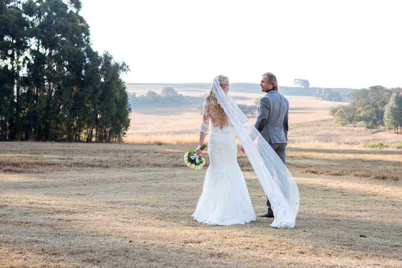 Cathedral Length Veil | Image: Daniel West