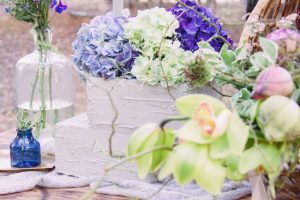 Cake with Hydrangea Topper | Credit: Dust & Dreams Photography