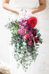 Bright Red and Pink Bouquet | Image: Alicia Landman