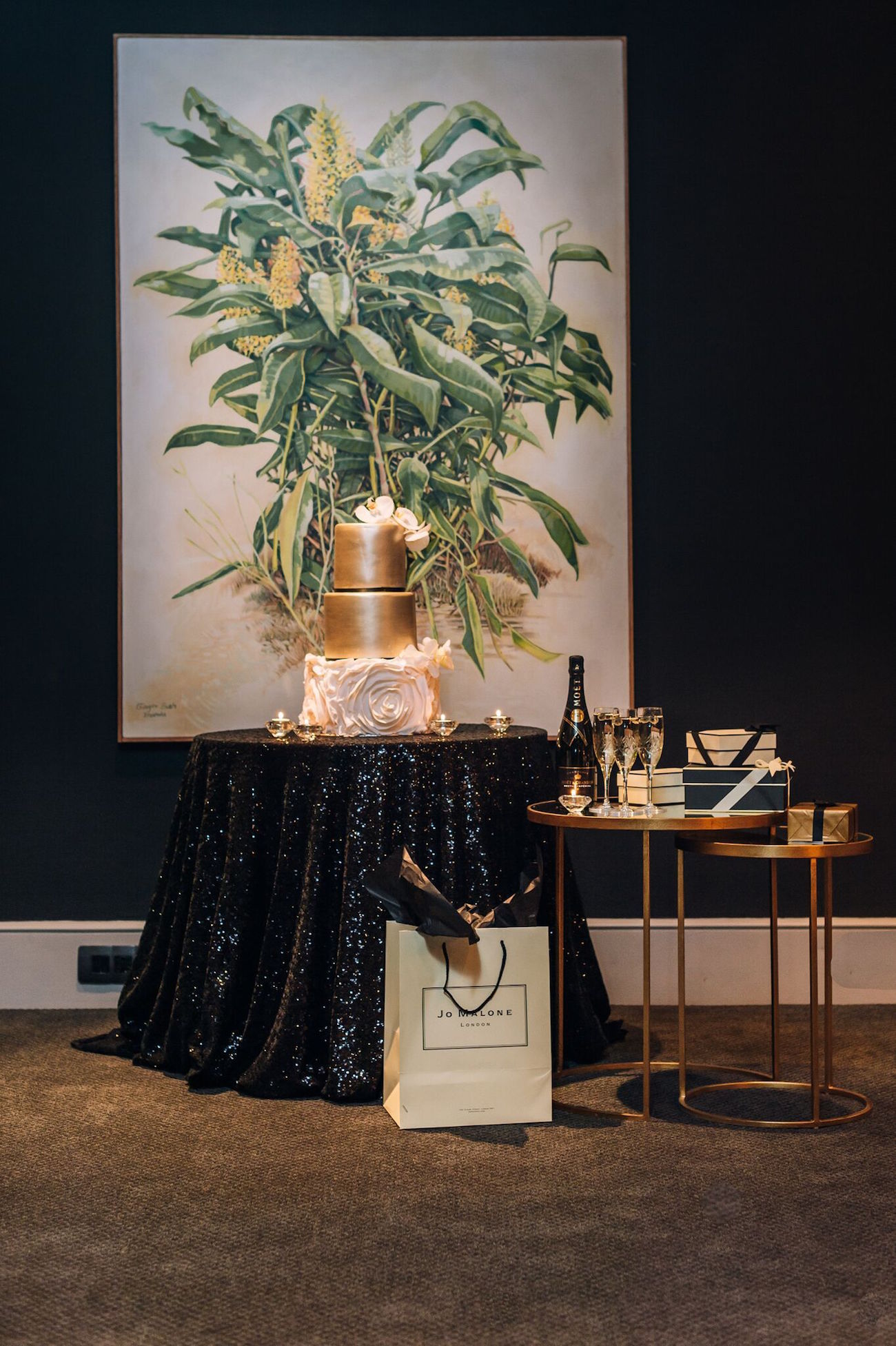 Glamorous + Modern Dinner Decor: A Styled Shoot