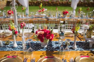 Vibrant Outdoor Wedding Table Decor | Image: Moira West