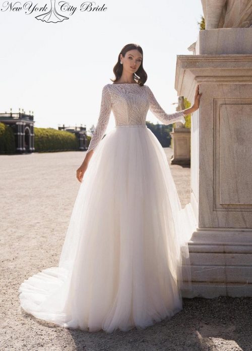 20 Fairytale Princess Ballgown Wedding Dresses from Etsy | SouthBound Bride