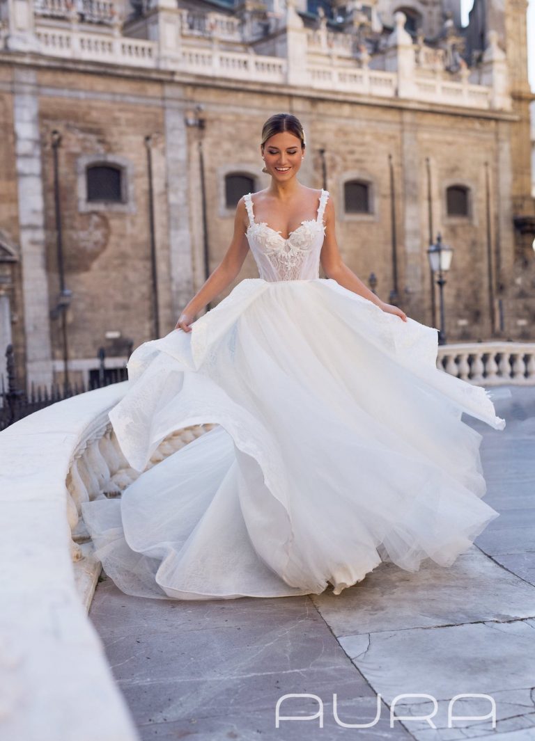 20 Fairytale Princess Ballgown Wedding Dresses from Etsy | SouthBound Bride