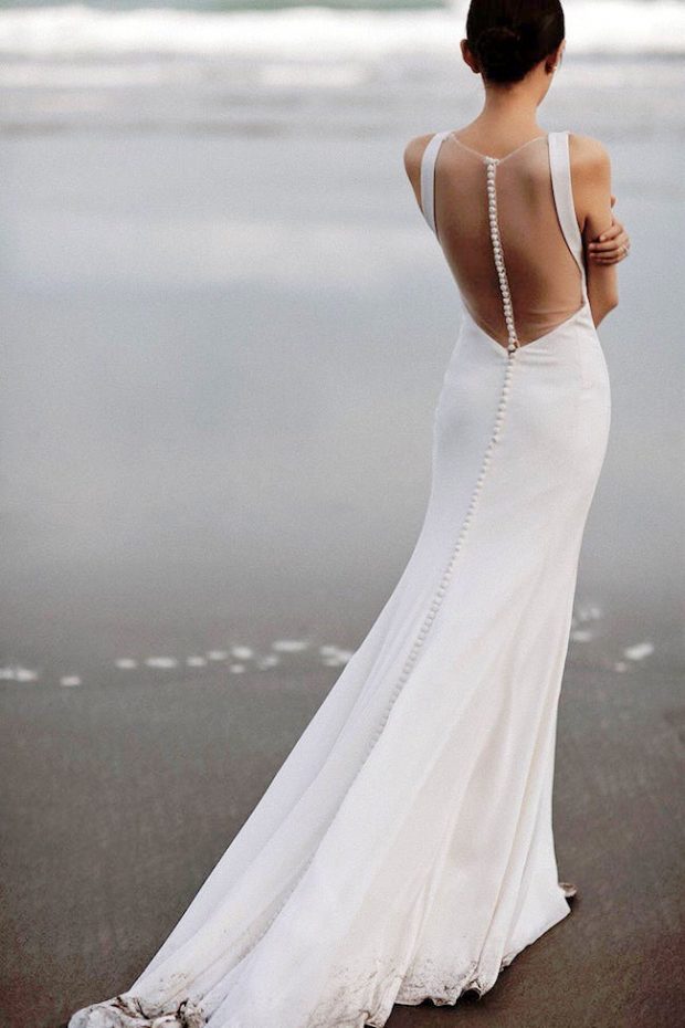 20 Simple Minimalist Wedding Dresses Southbound Bride 6722