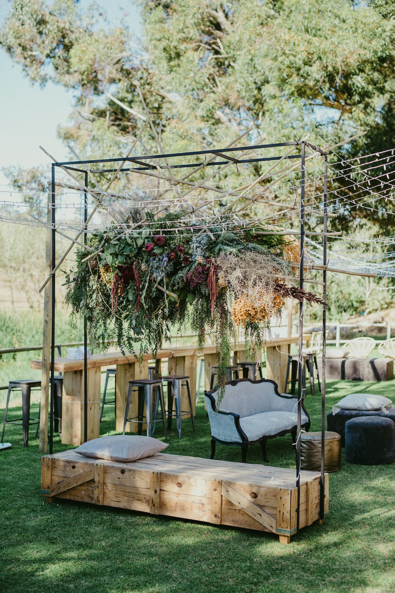 Outdoor Wedding Reception | Credit: Vivid Blue