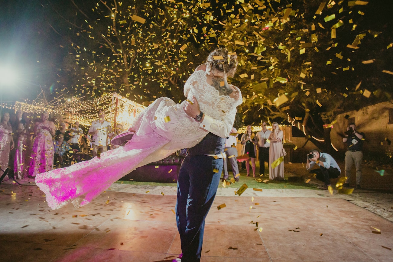 Confetti Cannon First Dance | Credit: Vivid Blue