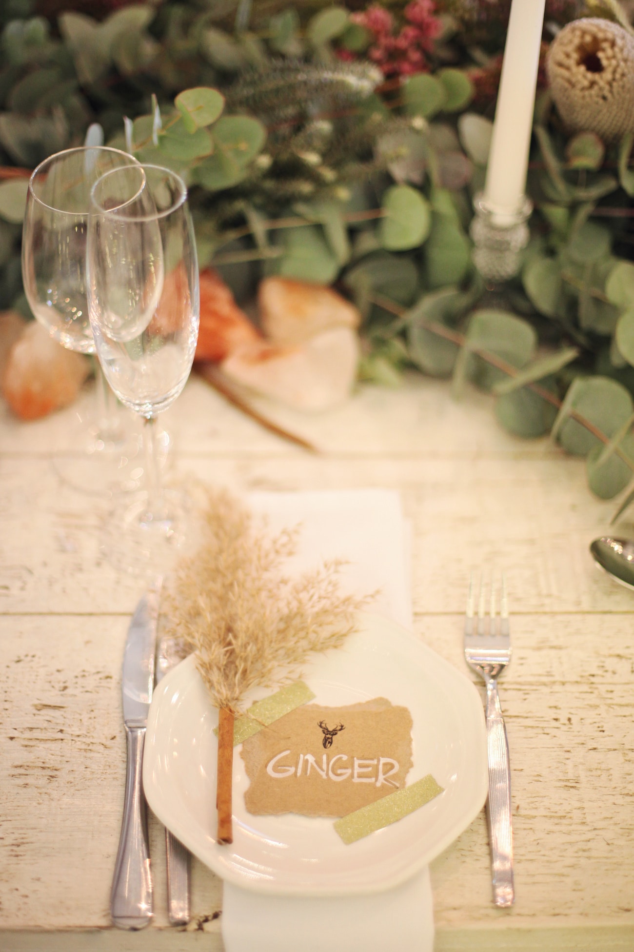 Rustic Natural Place Setting with Pampas Grass | Credit: Carmen Roberts (29)