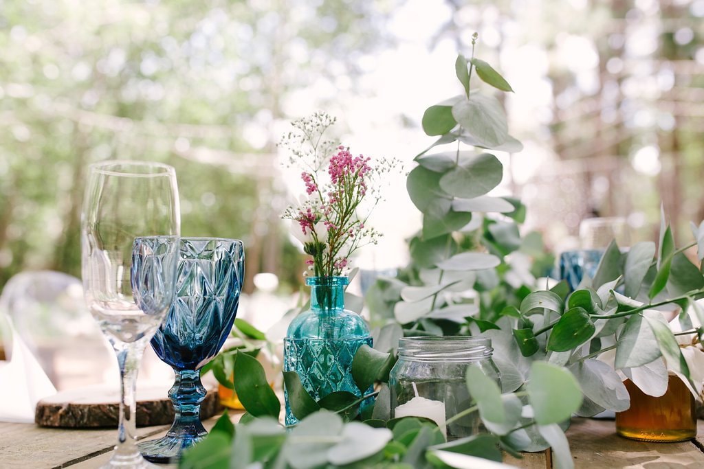 Rustic Table Decor with Color Glass | Image: Cheryl McEwan