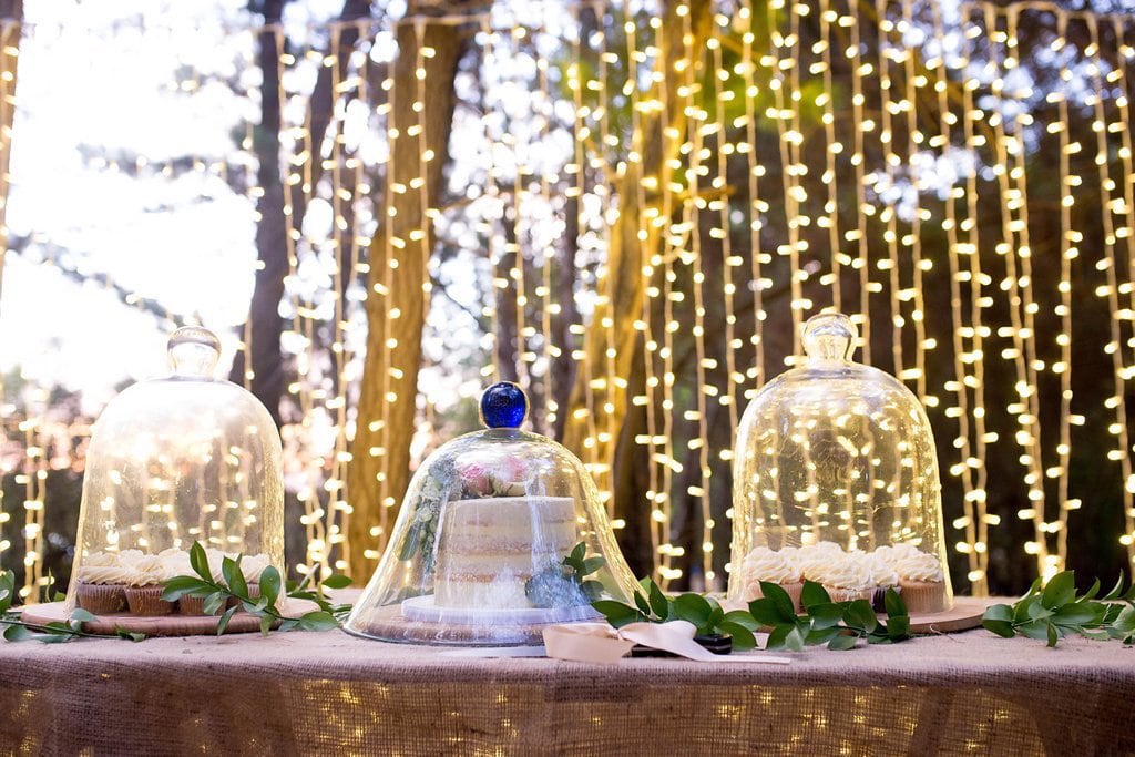 Cake Display with Fairy Lights | Image: Cheryl McEwan