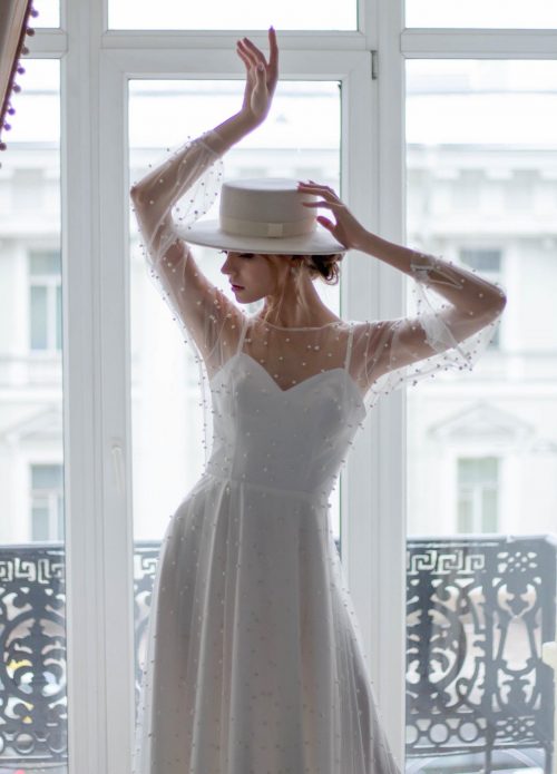 25 Beautiful Pearl Wedding Dresses & Accessories From Etsy